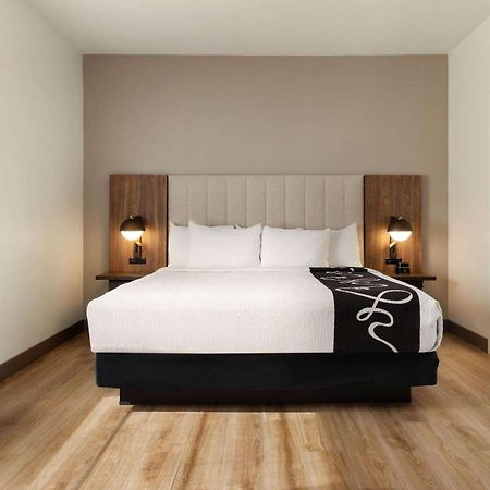 La Quinta By Wyndham Порт Артър Екстериор снимка