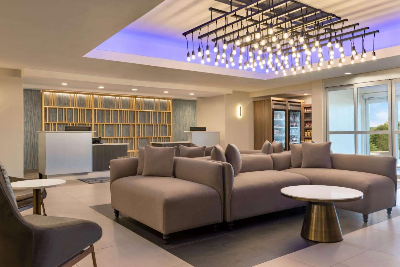 La Quinta By Wyndham Порт Артър Екстериор снимка