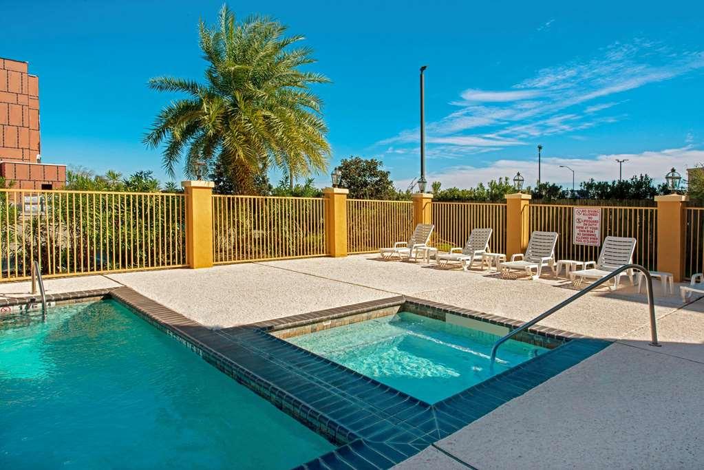 La Quinta By Wyndham Порт Артър Съоръжения снимка