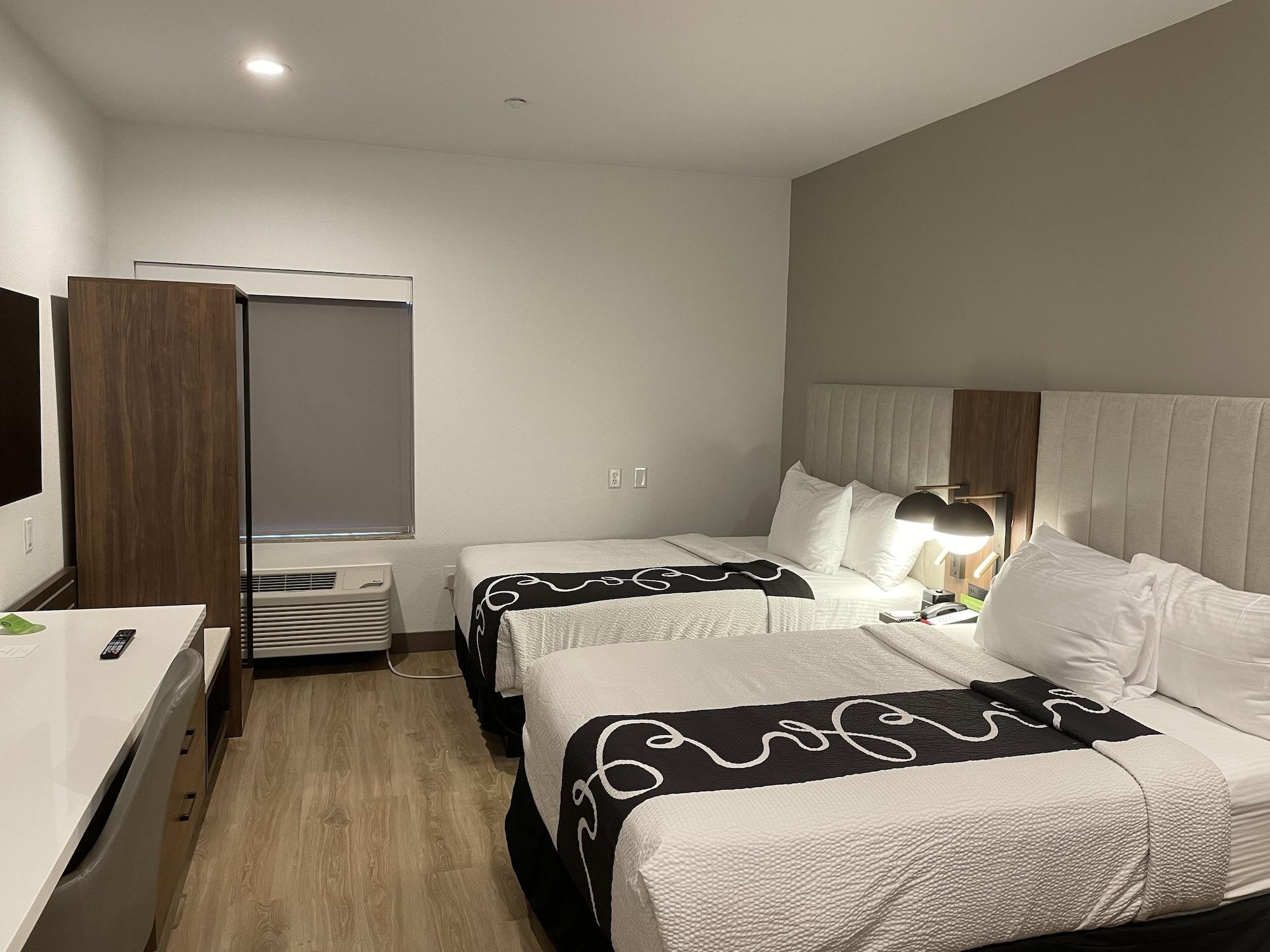 La Quinta By Wyndham Порт Артър Екстериор снимка