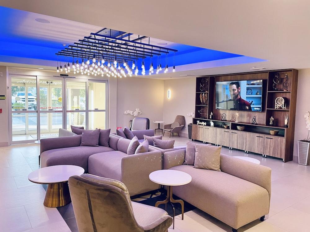 La Quinta By Wyndham Порт Артър Екстериор снимка