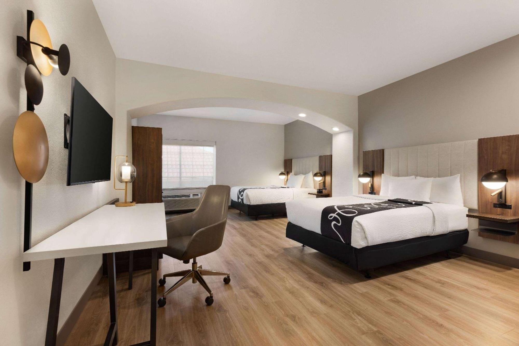 La Quinta By Wyndham Порт Артър Екстериор снимка
